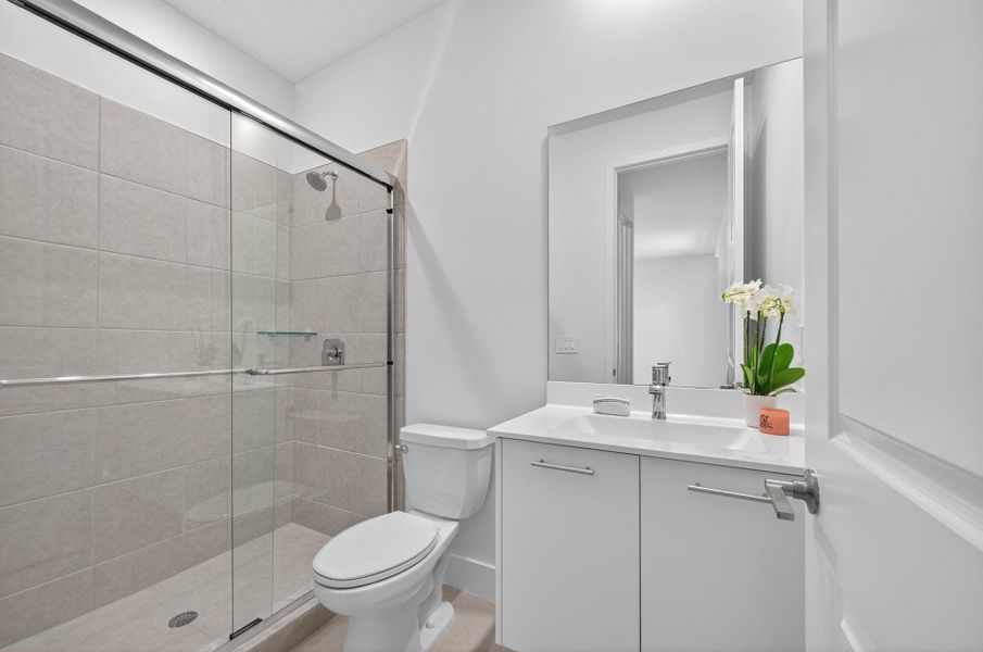 Furnished interior view inside a new home in , Davie (Image 15).