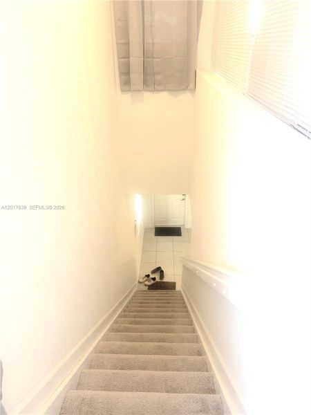 Spacious, unfurnished interior of a new home in , Dania Beach (Image 22).