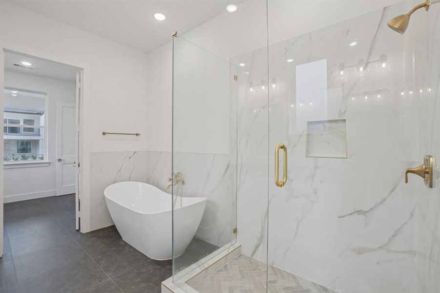 Furnished interior view inside a new home in , Rowlett (Image 12).