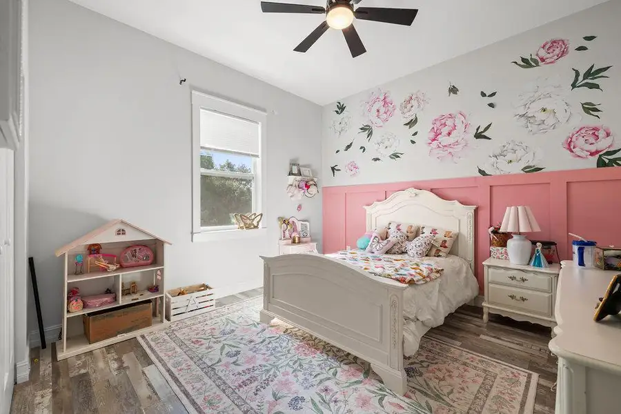 Furnished interior view inside a new home in , Okeechobee (Image 5).