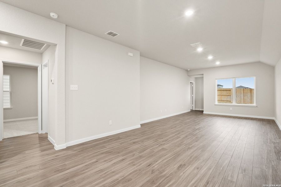 Spacious, unfurnished interior of a new home in Hickory Ridge, Elmendorf (Image 15).
