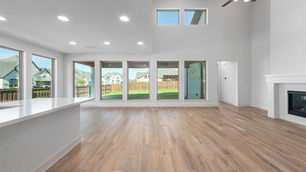 Spacious, unfurnished interior of a new home in Devonshire - Reserve 50', Forney (Image 24). Spacious, unfurnished interior of a new home in Devonshire - Reserve 50', Forney (Image 24).