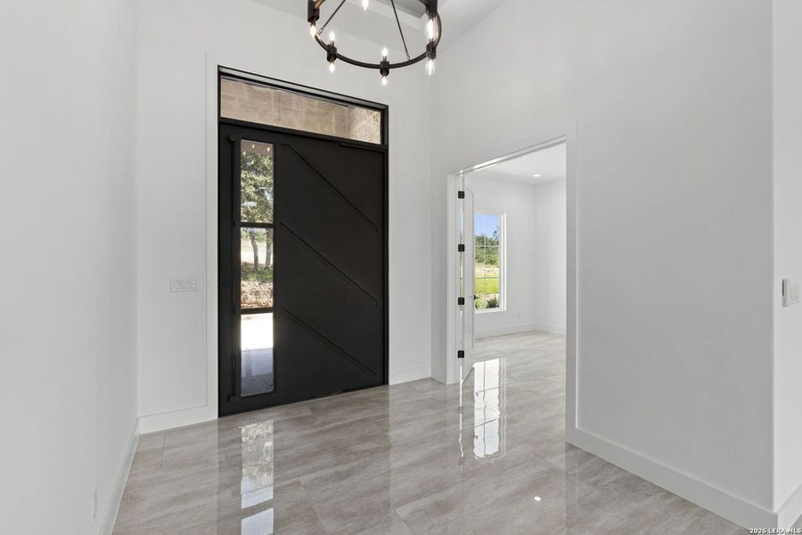 Spacious, unfurnished interior of a new home in , San Antonio (Image 36). Spacious, unfurnished interior of a new home in , San Antonio (Image 36).