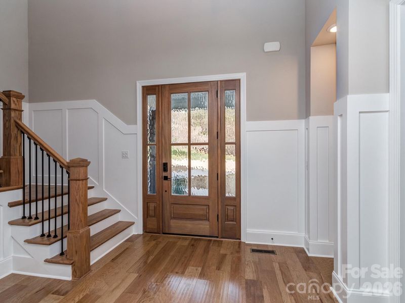 Spacious, unfurnished interior of a new home in , York (Image 19).