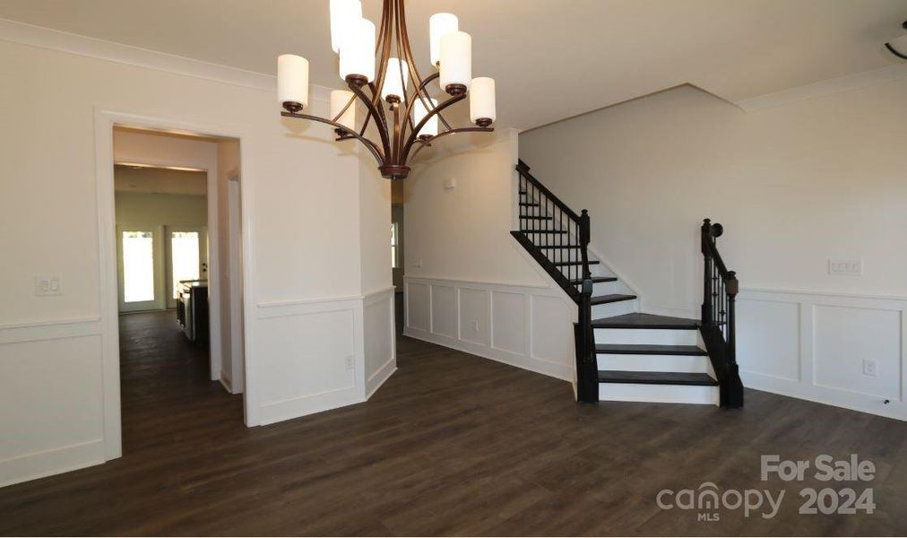 Formal dining room & Entryway