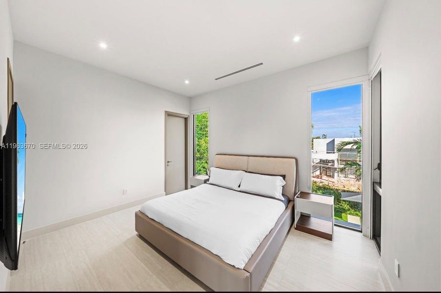 Furnished interior view inside a new home in , Miami (Image 35).