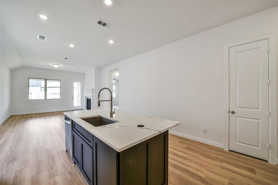 Furnished interior view inside a new home in Sienna 40', Missouri City (Image 10). Furnished interior view inside a new home in Sienna 40', Missouri City (Image 10).