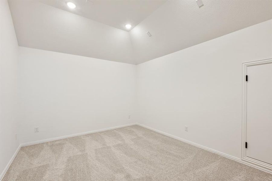 Spacious, unfurnished interior of a new home in Sonoma Verde, Rockwall (Image 25). Spacious, unfurnished interior of a new home in Sonoma Verde, Rockwall (Image 25).