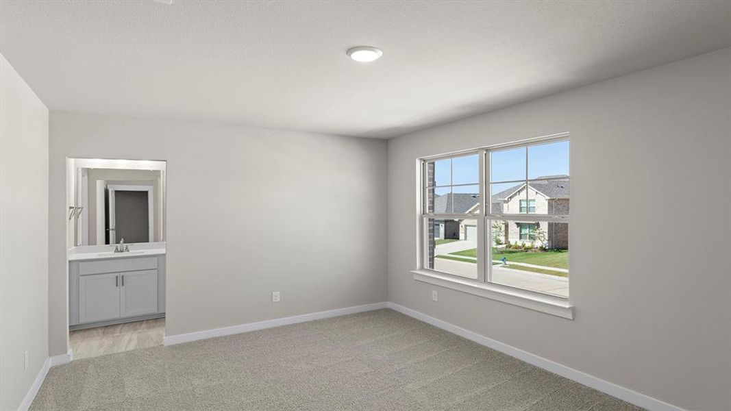 23. 1323 Burgess - Bed 4 23. 1323 Burgess - Bed 4