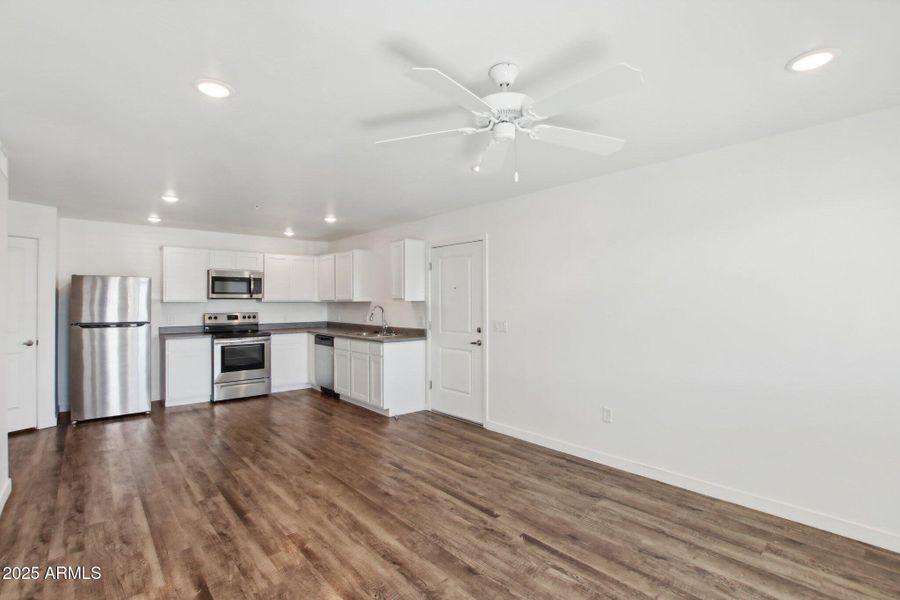 12945 W Greenway Rd h108-006 12945 W Greenway Rd h108-006