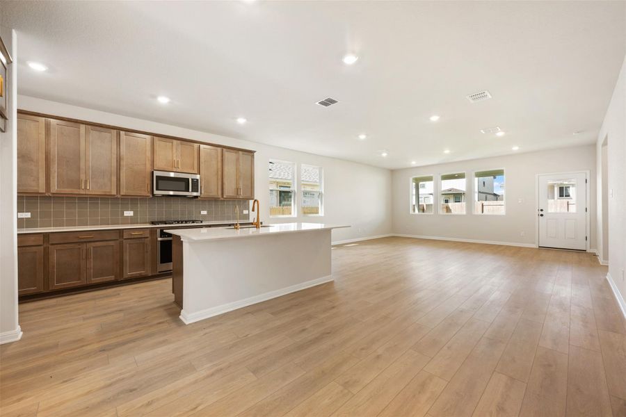Furnished interior view inside a new home in Patterson Ranch, Georgetown (Image 9).