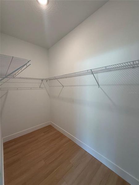 Spacious, unfurnished interior of a new home in , Citrus Springs (Image 23).