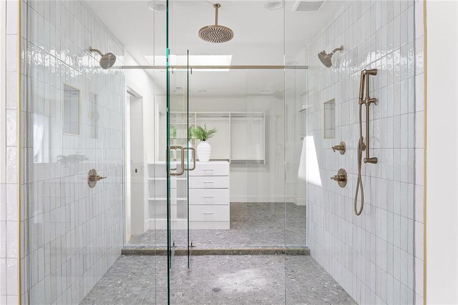 Image 34 of a home in .