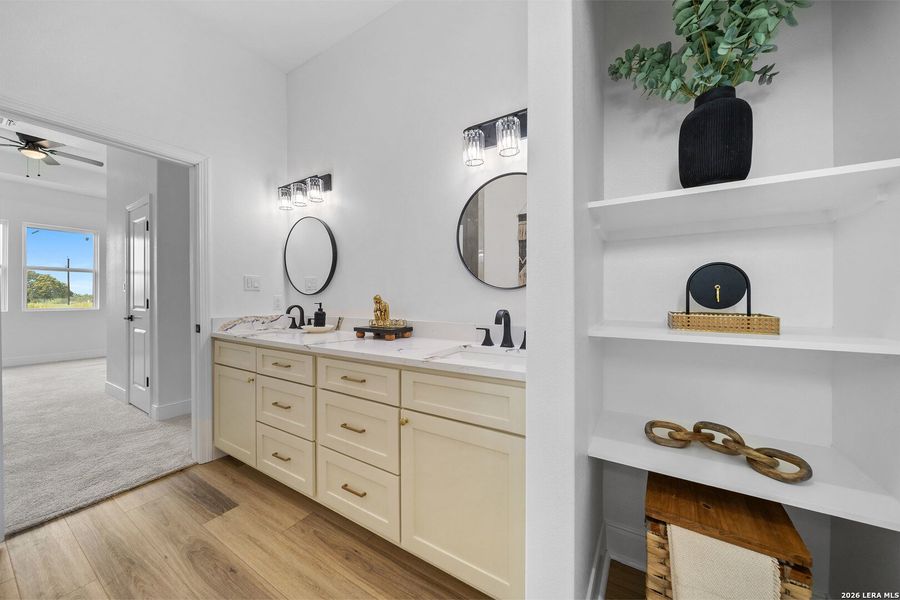 Furnished interior view inside a new home in , Atascosa (Image 19).