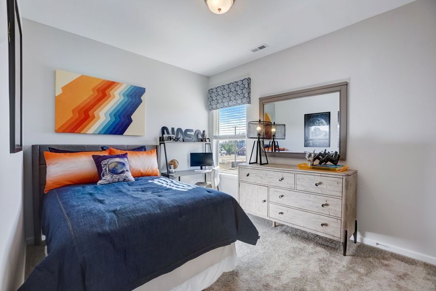 *This is a marketing photo. Colors/options may be different.*