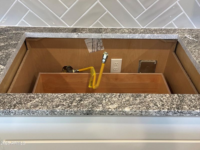 Lot 14 Kitchen e Lot 14 Kitchen e