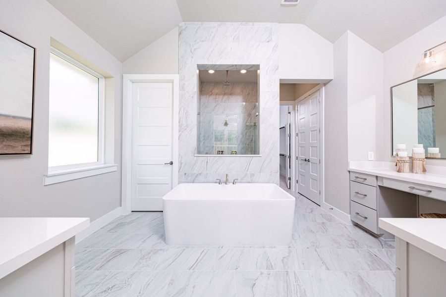 Furnished interior view inside a new home in Ellwood: Prestige Collection, Iowa Colony (Image 10).