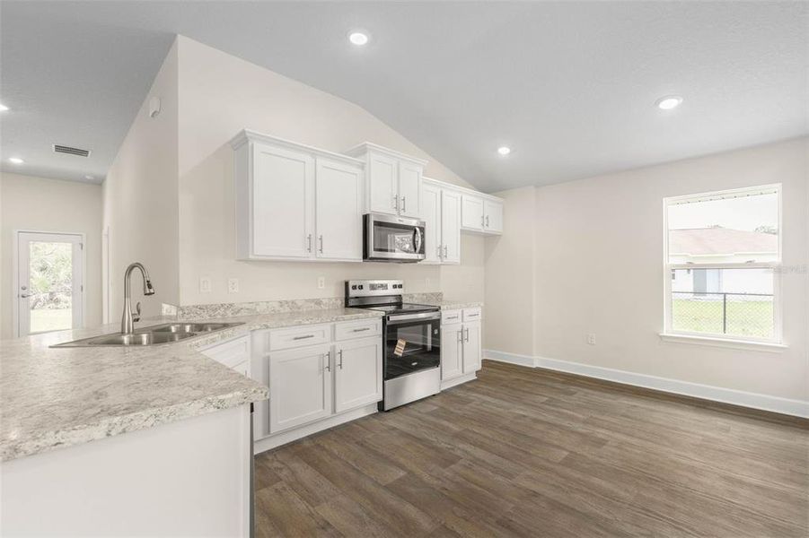 Image 37 of a home in Palm Coast.