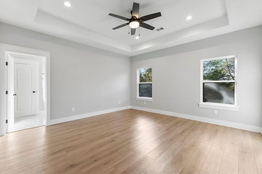 Spacious, unfurnished interior of a new home in , Caddo Mills (Image 25).