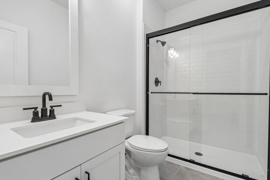 Hall bath 2