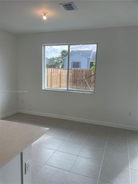 Spacious, unfurnished interior of a new home in , Homestead (Image 9).