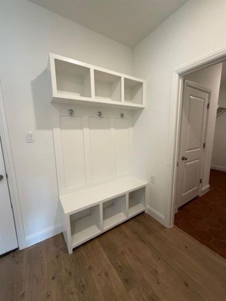 Furnished interior view inside a new home in , Sanger (Image 10).
