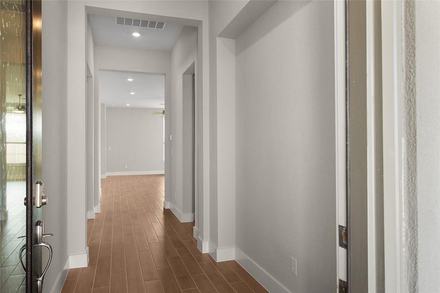 **PHOTO REPRESENTATIVE OF FLOORPLAN ONLY**