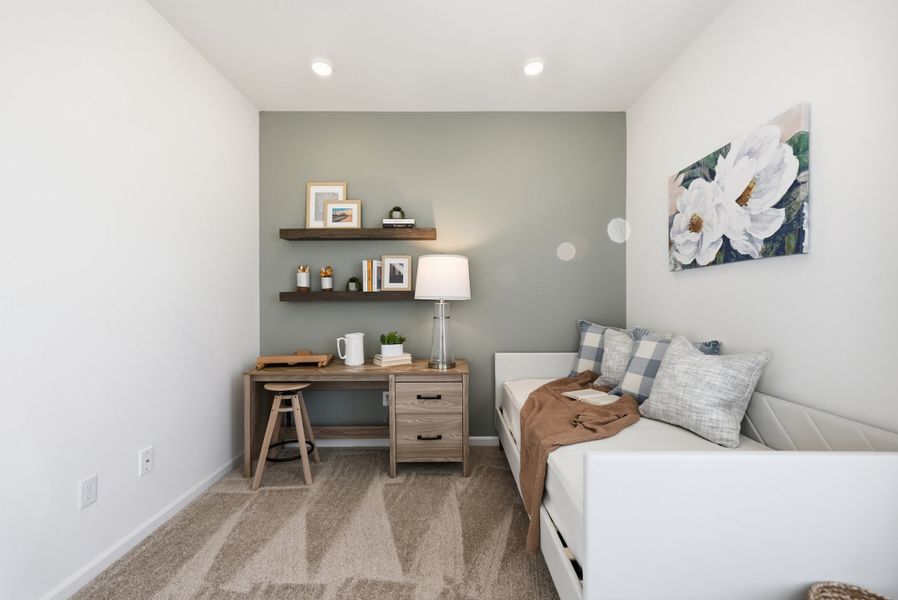 Representative furnished interior of a home built from the Courtney II by Great Southern Homes in Briarfield, Conway (Image 11).