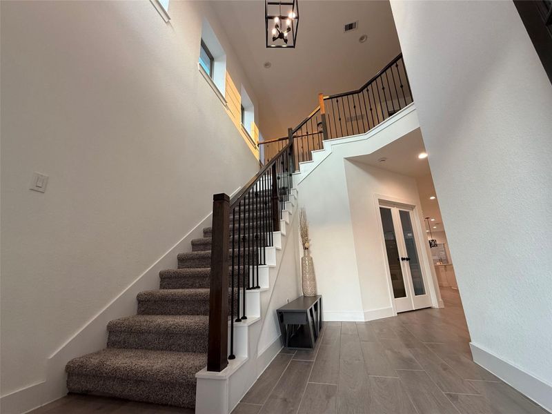 Spacious, unfurnished interior of a new home in , Conroe (Image 21).