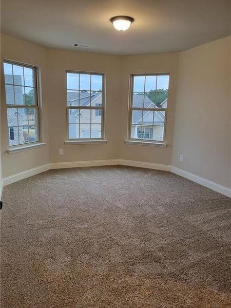 Spacious, unfurnished interior of a new home in , Grayson (Image 11).