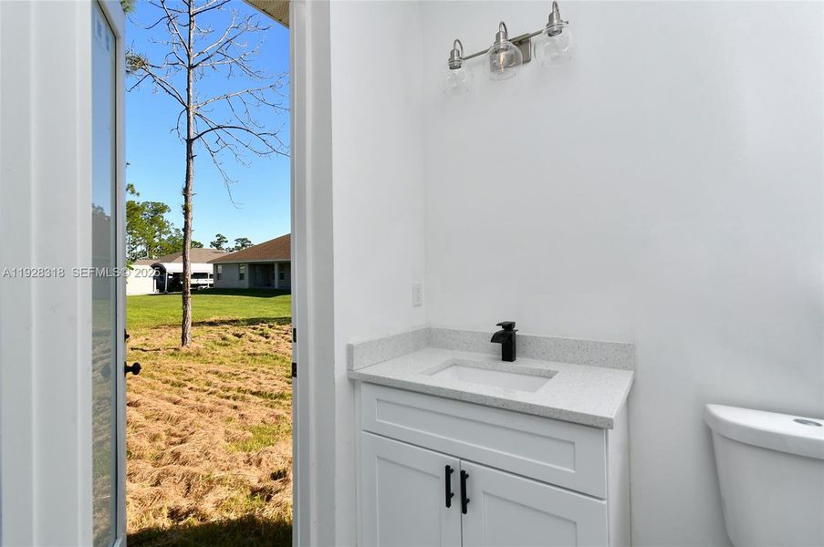 Close-up of interior finishes inside a home in , Lehigh Acres (Image 11). Close-up of interior finishes inside a home in , Lehigh Acres (Image 11).