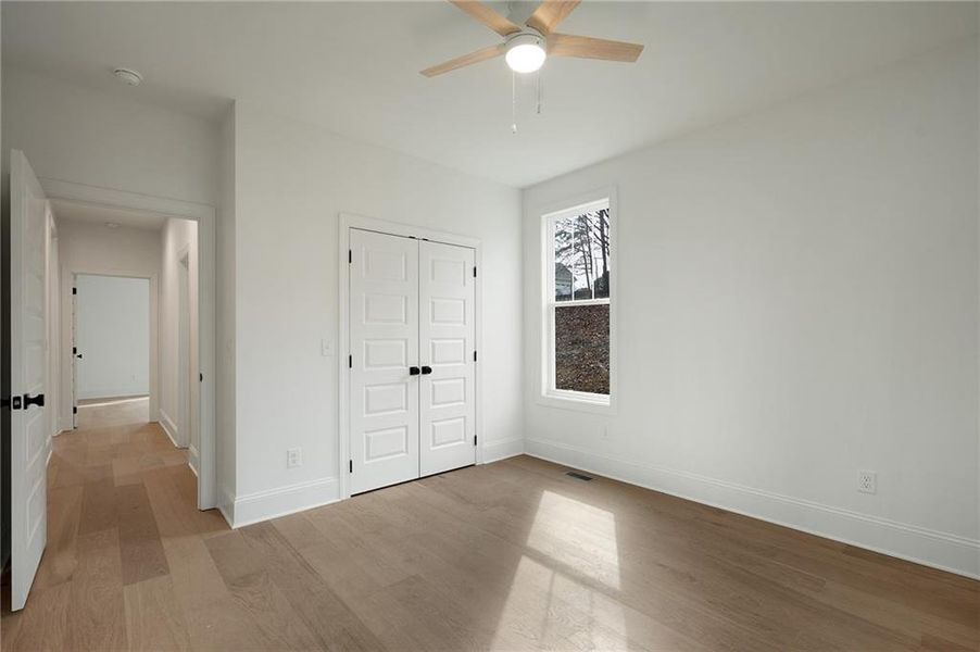 Spacious, unfurnished interior of a new home in , Calhoun (Image 23).