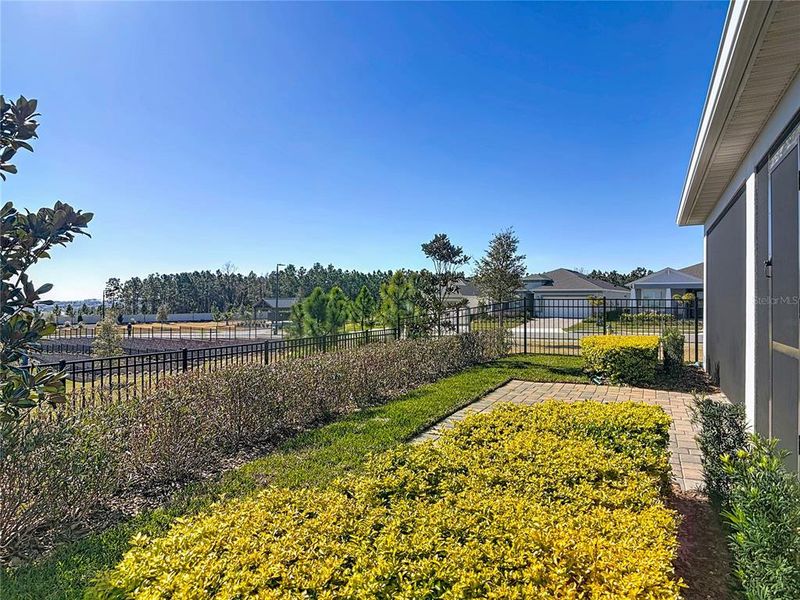 Exterior details and patio area of a home in , Minneola (Image 26).