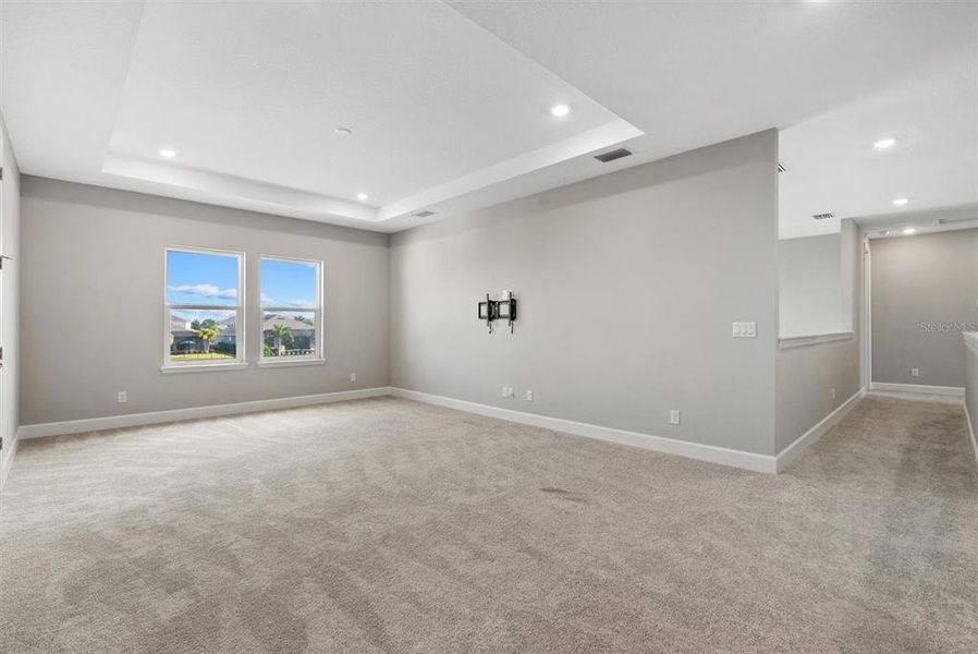 Spacious, unfurnished interior of a new home in Park East at Azario, Bradenton (Image 48). Spacious, unfurnished interior of a new home in Park East at Azario, Bradenton (Image 48).