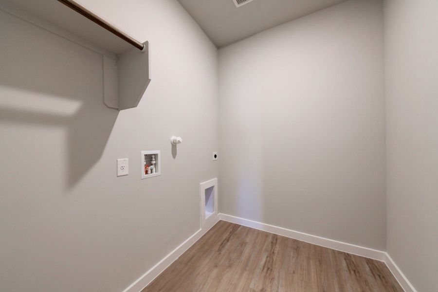 Representative unfurnished interior of a home built from the Sophora by Hakes Brothers in Hickory Ridge Estates, Elmendorf (Image 24). Representative unfurnished interior of a home built from the Sophora by Hakes Brothers in Hickory Ridge Estates, Elmendorf (Image 24).
