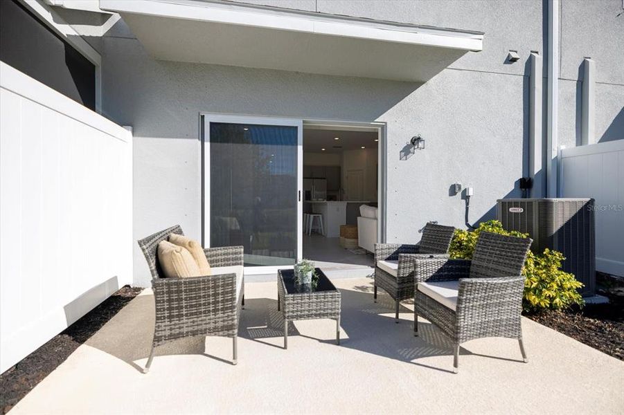 Exterior details and patio area of a home in Palmero, Nokomis (Image 3).