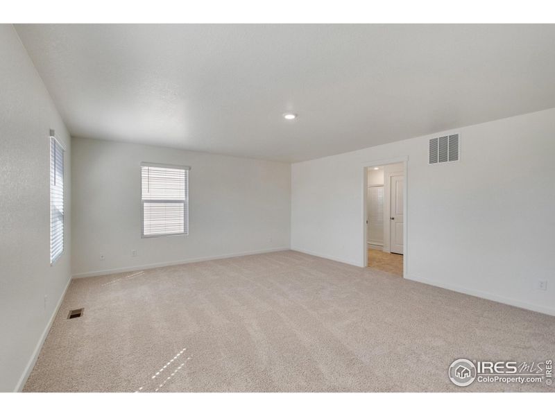 Spacious, unfurnished interior of a new home in Northridge Estates, Greeley (Image 20). Spacious, unfurnished interior of a new home in Northridge Estates, Greeley (Image 20).