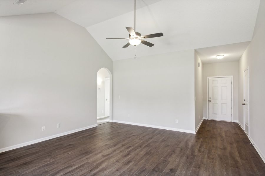 Representative unfurnished interior of a home built from the The Stafford by RTS Homes in The Pointe at Villages on Marne, Hinesville (Image 38).