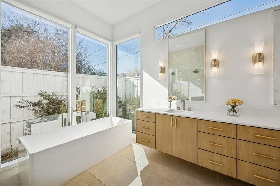 Furnished interior view inside a new home in , Dallas (Image 12).