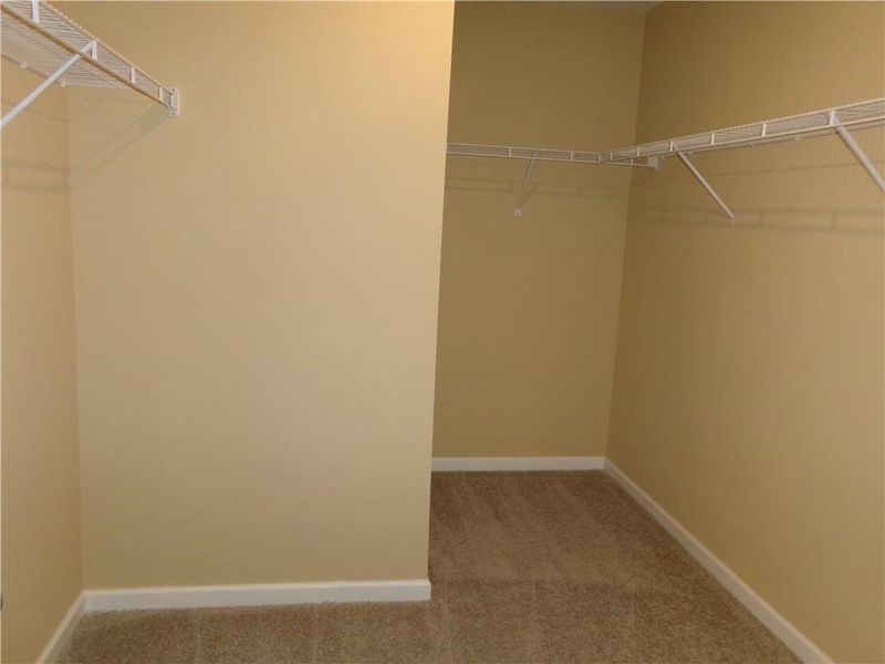 Spacious, unfurnished interior of a new home in Alder Park, Conyers (Image 13).