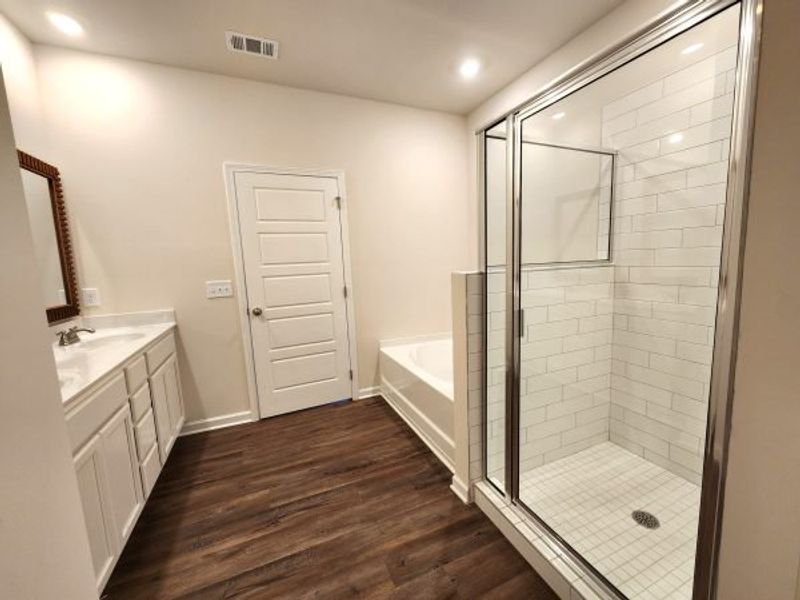 Representative furnished interior of a home built from the Waterford Townhome by Piedmont Residential in The Retreat at Browns Ridge, Newnan (Image 15).