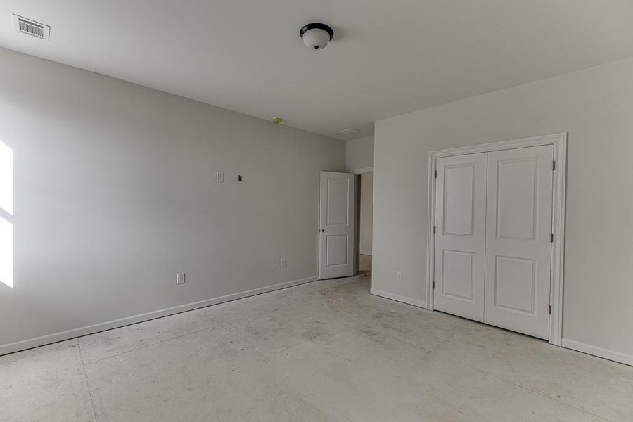 Image 34 of a home in .