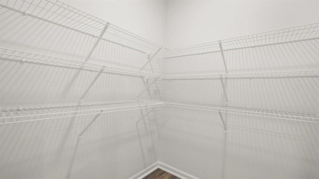 Spacious, unfurnished interior of a new home in Thompson Ridge, Dallas (Image 39).