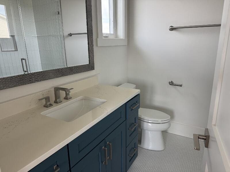 Furnished interior view inside a new home in , Edisto Beach (Image 19).