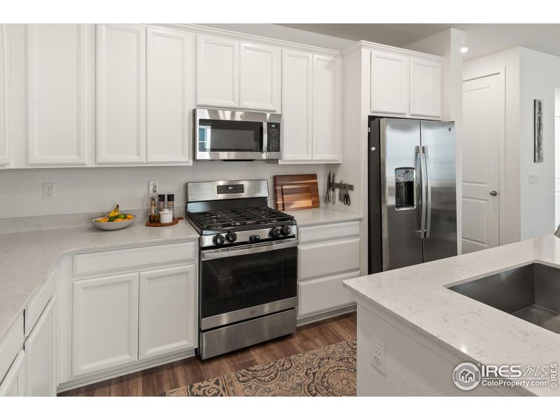 Stainless Steel Appliances Included!