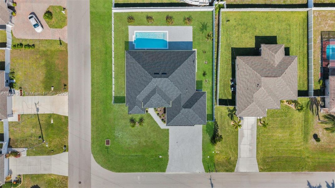 Image 47 of a home in .