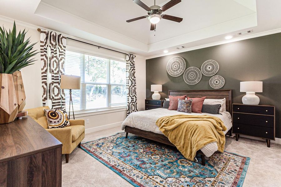 Furnished interior view inside a new home in White Oak, Arlington (Image 10).