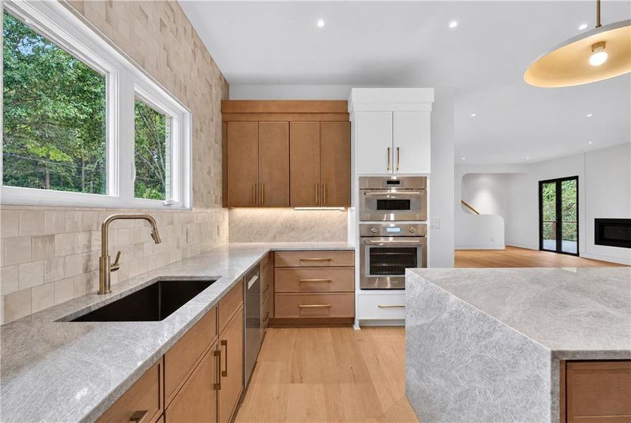 Furnished interior view inside a new home in , Dunwoody (Image 40).