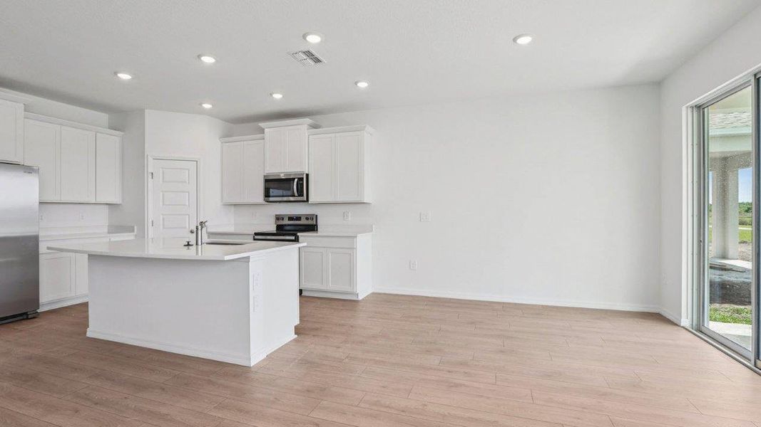 Furnished interior view inside a new home in Summerlin at Hawthorne Ranch, Lakeland (Image 5).