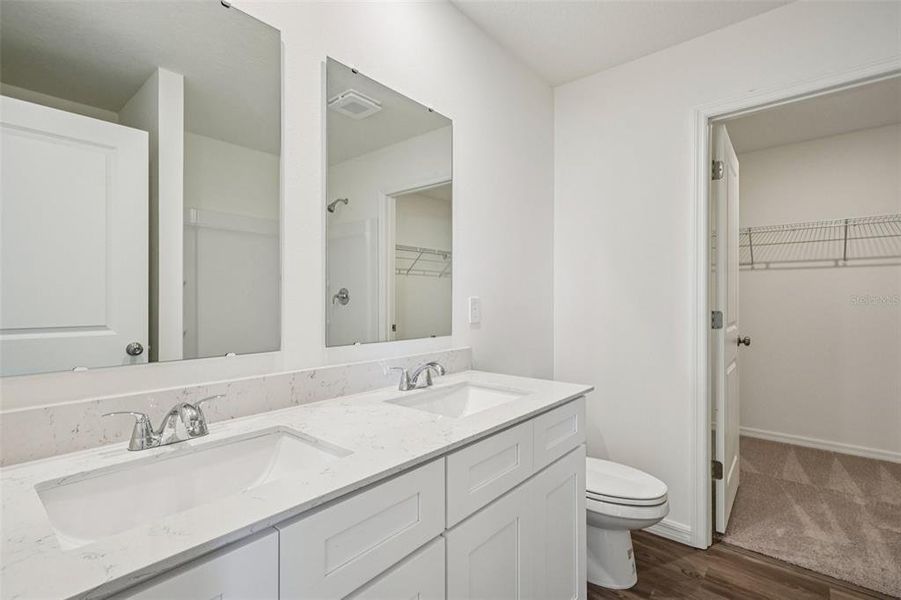 Furnished interior view inside a new home in Eagle Hammock, Eagle Lake (Image 7).
